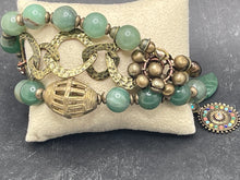 Load image into Gallery viewer, Heart Chakra Bracelet