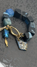 Load image into Gallery viewer, Blue Quartz Bracelet