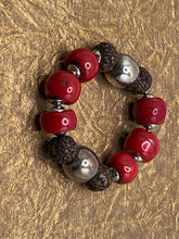 Cargar imagen en el visor de la galería, Coral Silver Bracelet