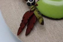 Load image into Gallery viewer, Green Tagua Choker