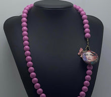 Cargar imagen en el visor de la galería, Pink Gypsy Necklace