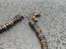 Load image into Gallery viewer, Stunning Necklace and Bracelet Set