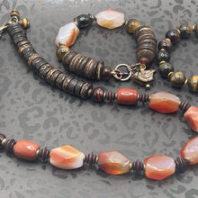 Load image into Gallery viewer, Stunning Necklace and Bracelet Set