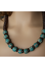 Cargar imagen en el visor de la galería, Krobo Jubilee Necklace