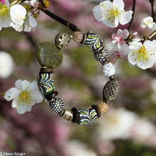 Cargar imagen en el visor de la galería, Bohemian Jade Bracelet
