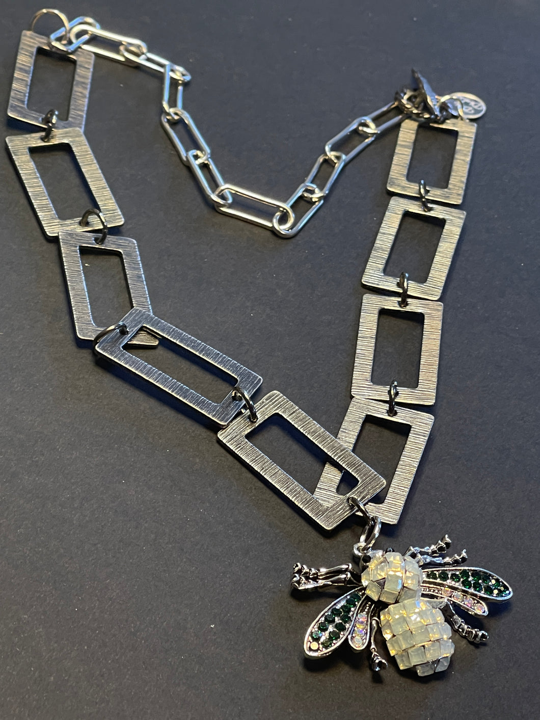 Rectangles Chain Bee Necklace