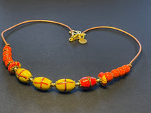 Cargar imagen en el visor de la galería, African Krobo Glass Necklace
