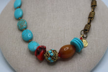 Load image into Gallery viewer, Oval Turquoise Necklace
