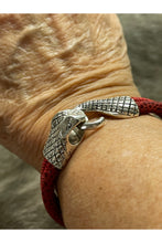 Cargar imagen en el visor de la galería, Red Suede Snake Bracelet
