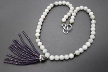 Cargar imagen en el visor de la galería, Milky Quartz Necklace
