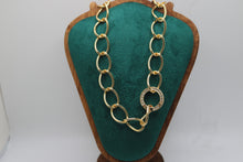 Cargar imagen en el visor de la galería, Fine Gold Chain Necklace
