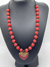 Load image into Gallery viewer, Berries on Cream Necklace
