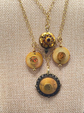 Load image into Gallery viewer, Nácar Pendants Chain Necklace
