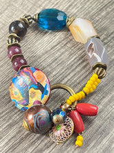 Load image into Gallery viewer, Leather Button Bracelet
