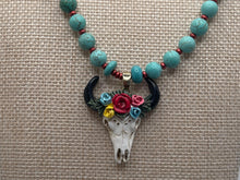 Cargar imagen en el visor de la galería, TurquoiseMagnesite Necklace/Bracelet Set
